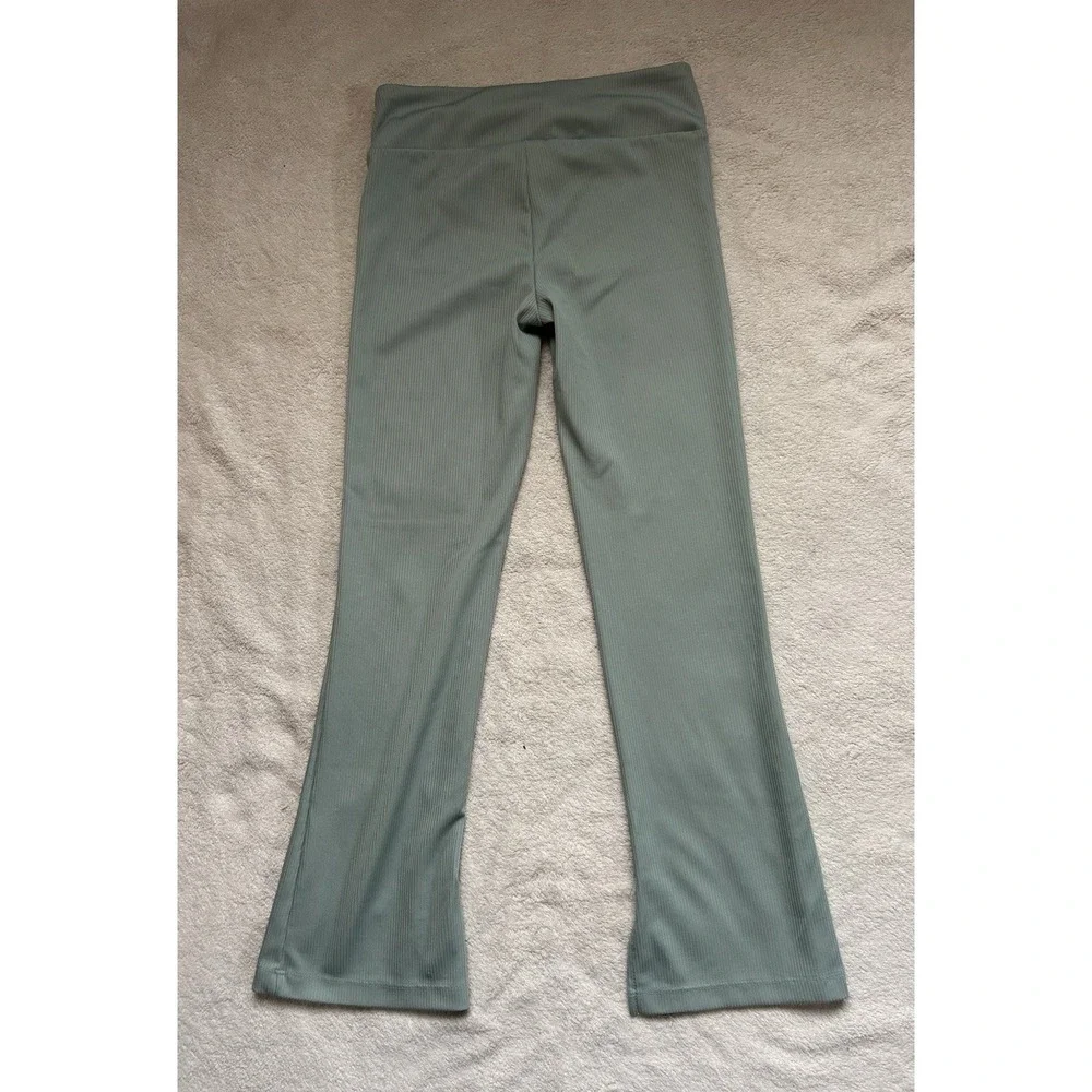 Converse mint green ribbed flare leggings kids sz M #activewear #converse